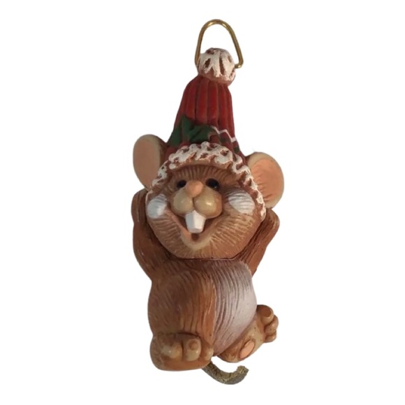 Hallmark "Merry Mouse" 1985 Christmas Ornament - Picture 1 of 4